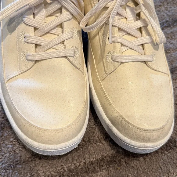 Allbirds Plant Pacer Sneakers - Picture 2 of 5